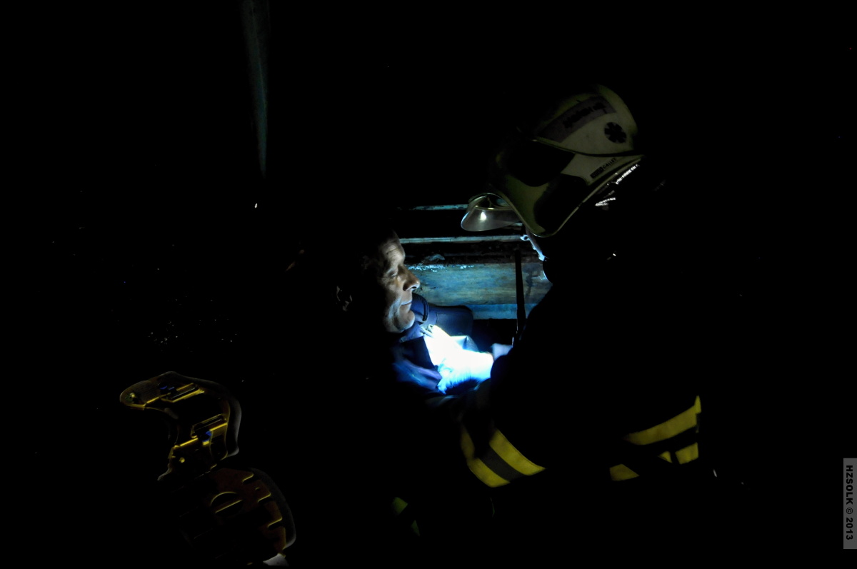5 6-5-2013 cvičení osoby zavalené zasypané Zábřeh (13).JPG