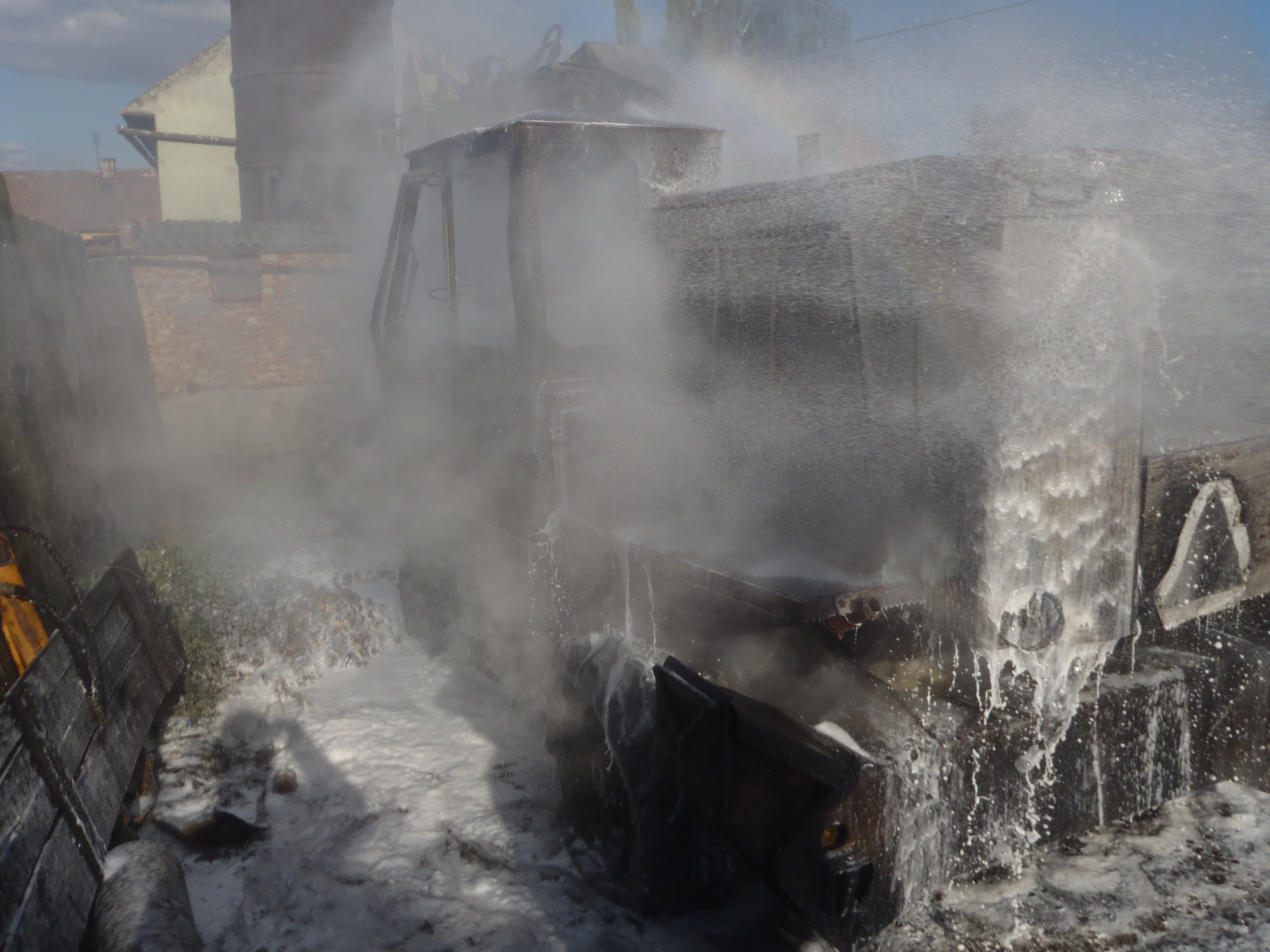 5 P_DP_28-9-2015 pozar nakladace Uhricice (5).JPG