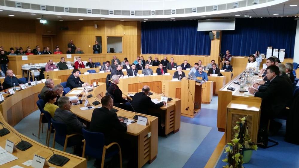 5 Předání radiostanic JSDHO, České Budějovice - 8. 3. 2016 (5).jpg