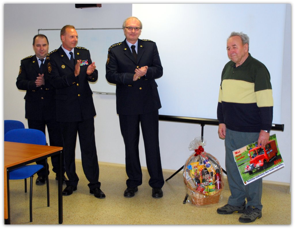 5 Předání techniky, Jindřichův Hradec - 23. 2. 2016 (5).JPG