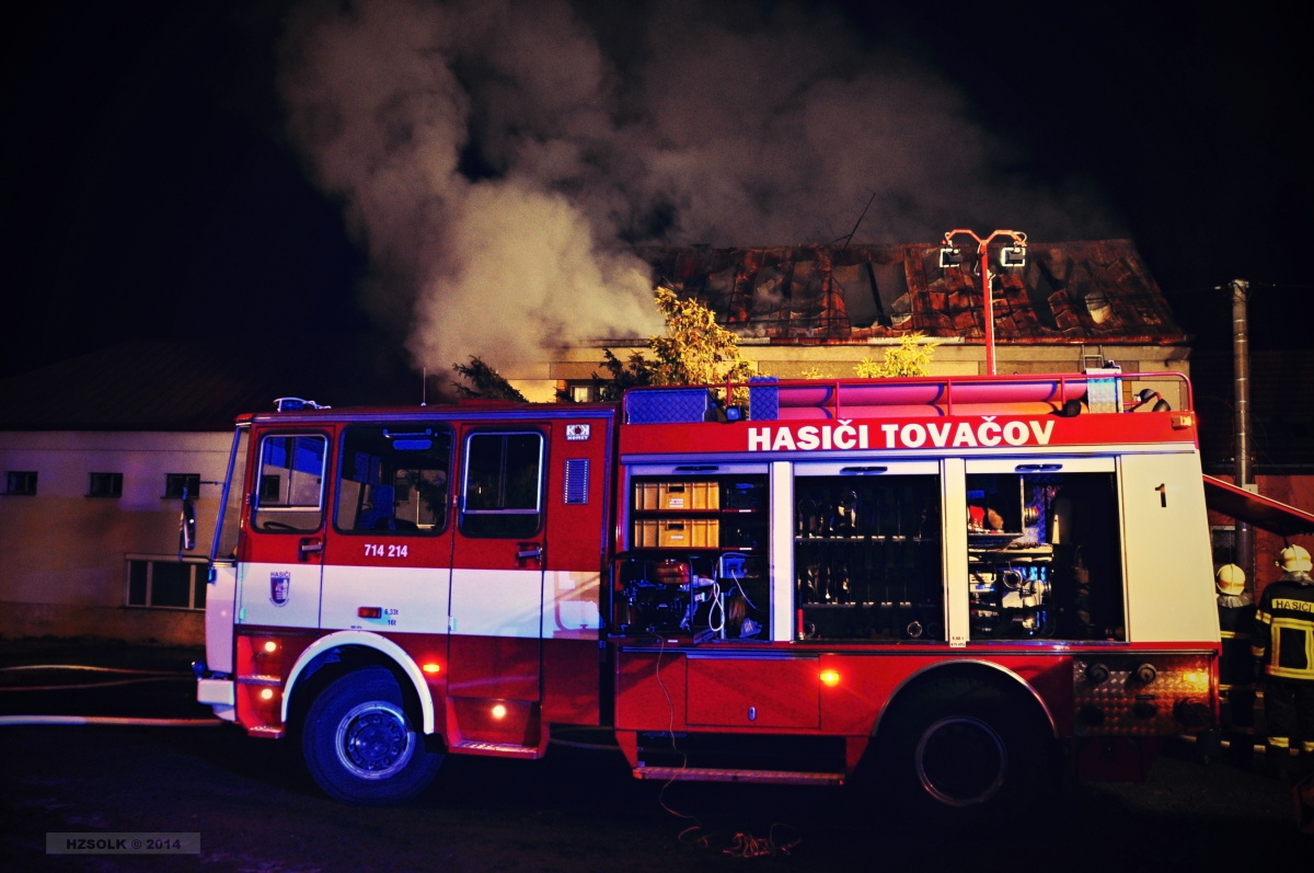 6 6-2-2014 Požár RD Klopotovice - střecha objektu (14).JPG