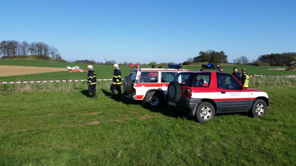 6 Dopravní nehoda letadla, Chrášťovice - 20. 4. 2016 (6).jpg
