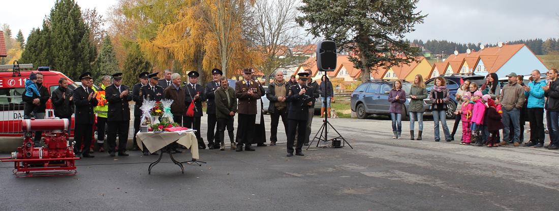 6 Nový člun, Frymburk - 7. 11. 2015 (1).JPG