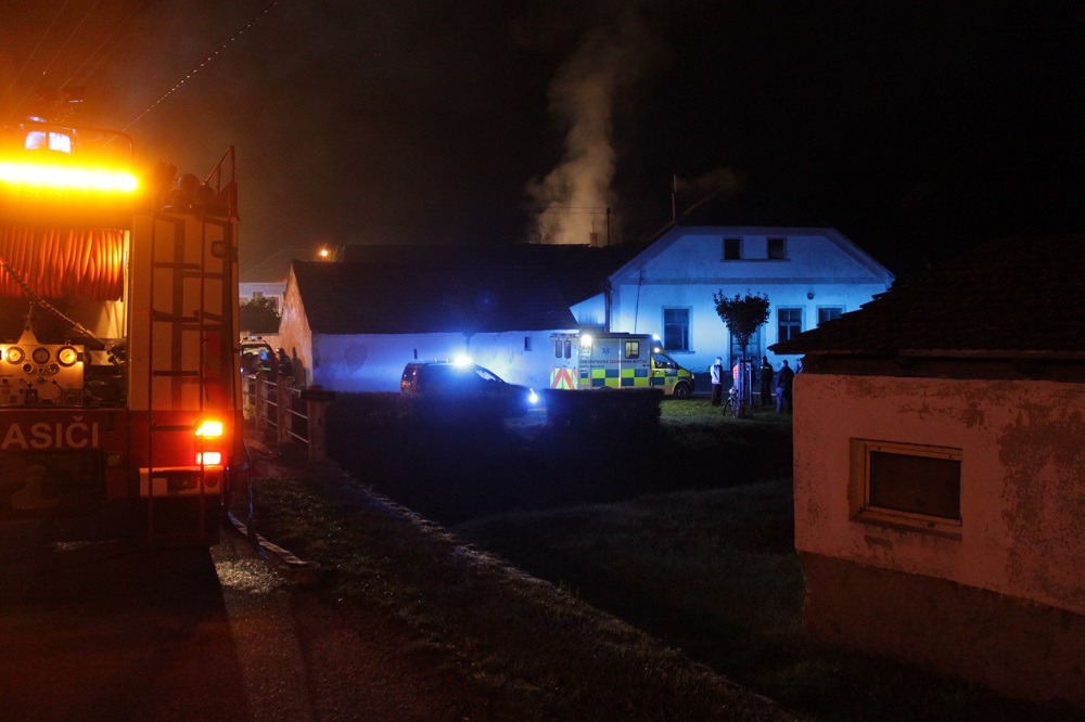 6 Požár stavení, Velká Turná - 28. 9. 2014/Požár stavení, Velká Turná - 28. 9. 2014 (5).JPG