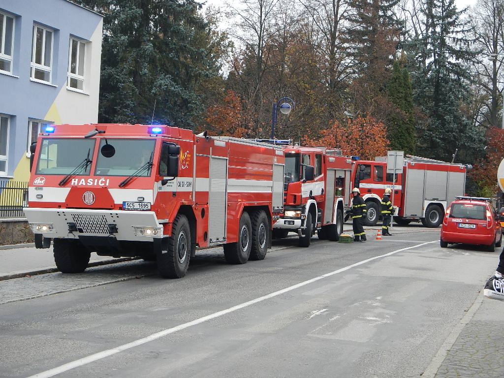7 Cvičení ZŠ, Jindřichův Hradec - 3. 11. 2014 (1).JPG