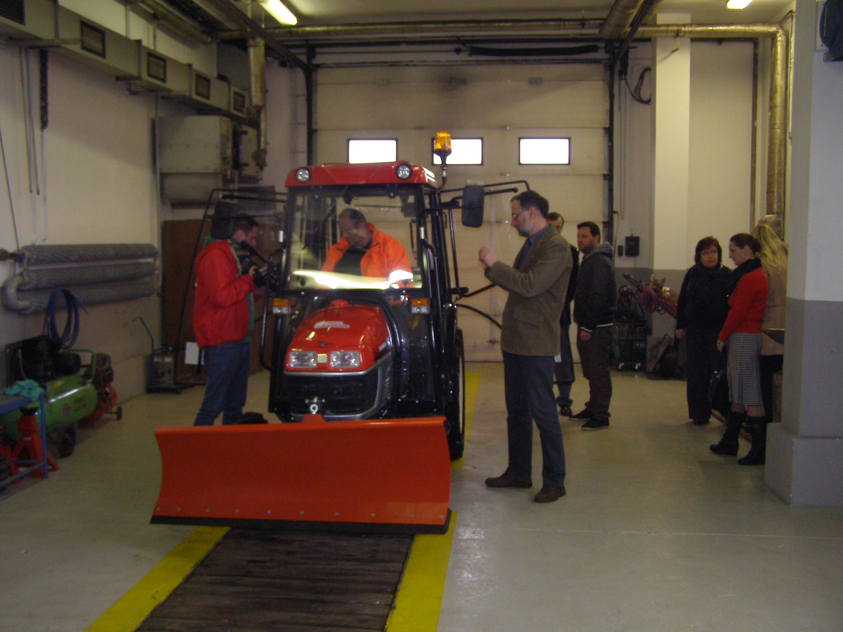 7 Traktor YANMAR, Tábor - 21. 1. 2014 (2).JPG