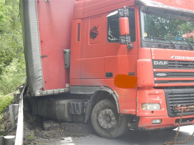 8 Dopravní nehoda NA, Opařany - 5. 6. 2014 (9).jpg