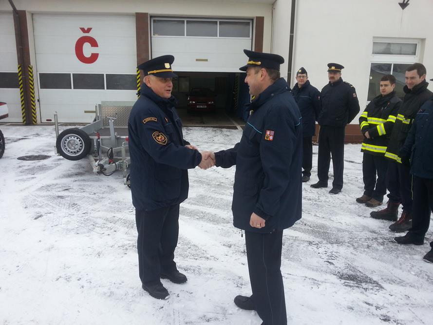 8 Předání čtyřkolky, Vimperk - 26. 1. 2015 (7).jpg