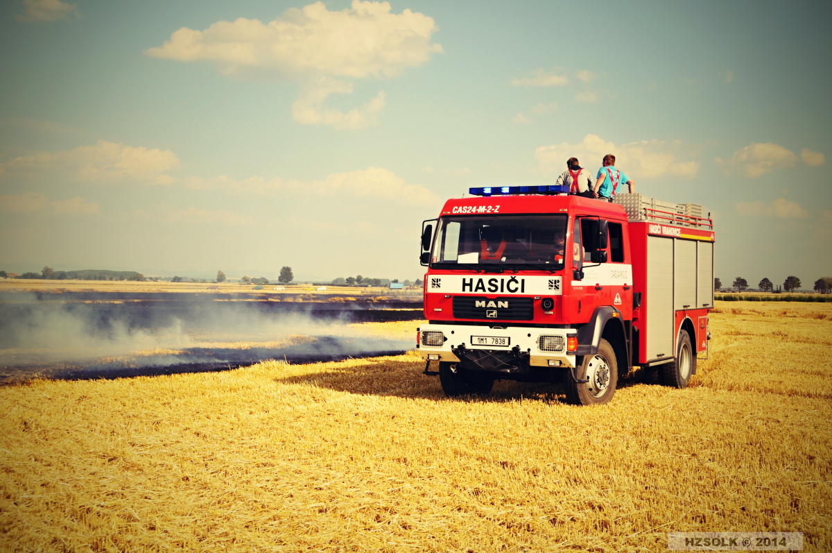 9 20_7_2014_P_PP_požár pole_Hrdibořice (17).JPG