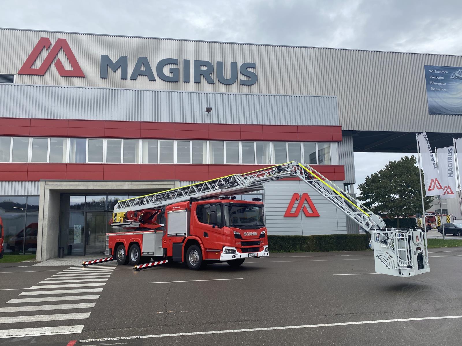 AZ 42 Scania nový žebřík a.jpg