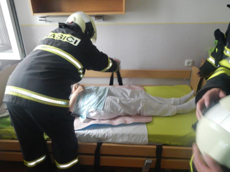 Cvičení Domov pro seniory, Kůsov - 5. 5. 2017 (11).jpg