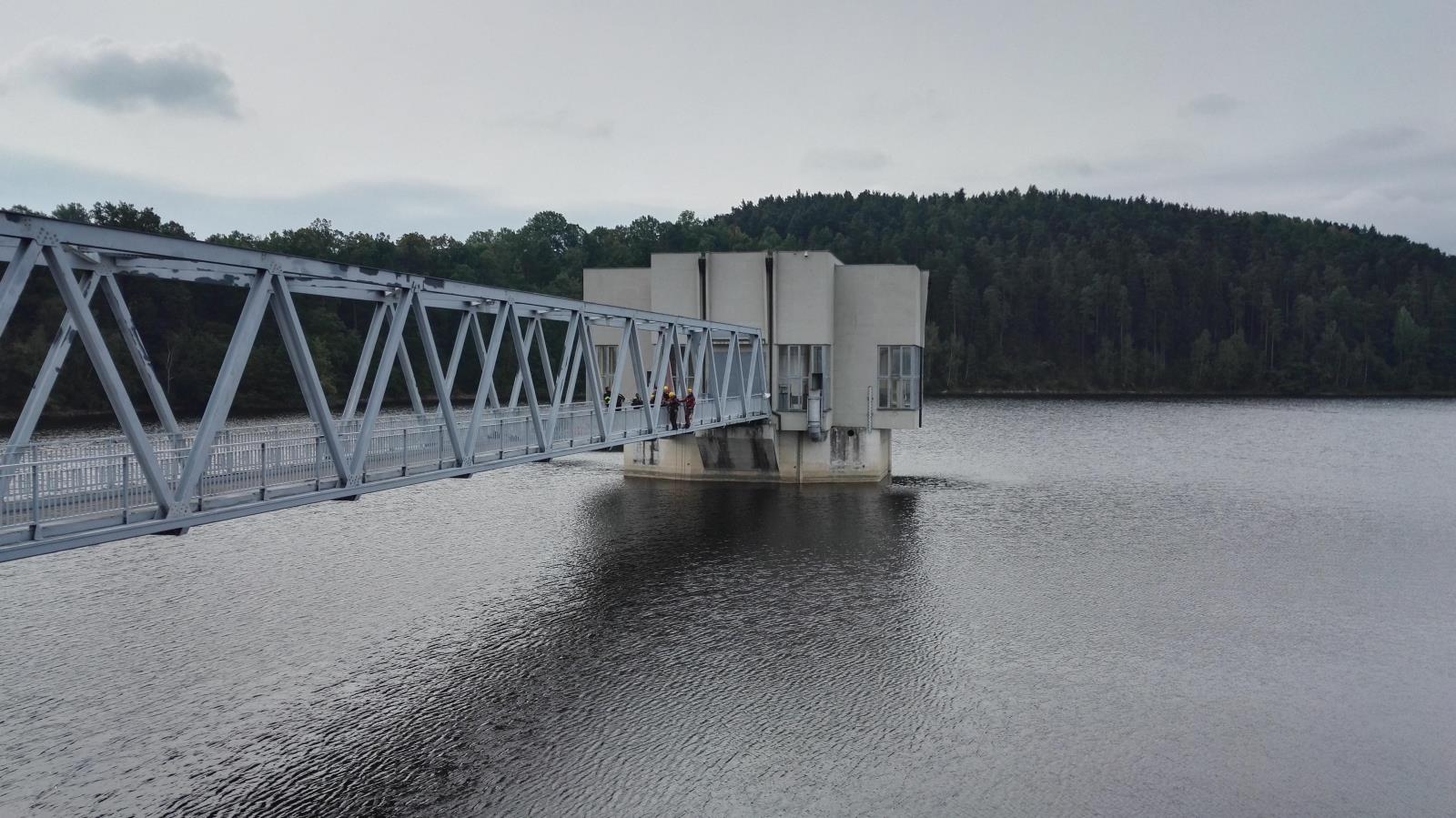 Cvičení lezců a potápěčů, Římov - 20. 9. 2017 (3).jpg