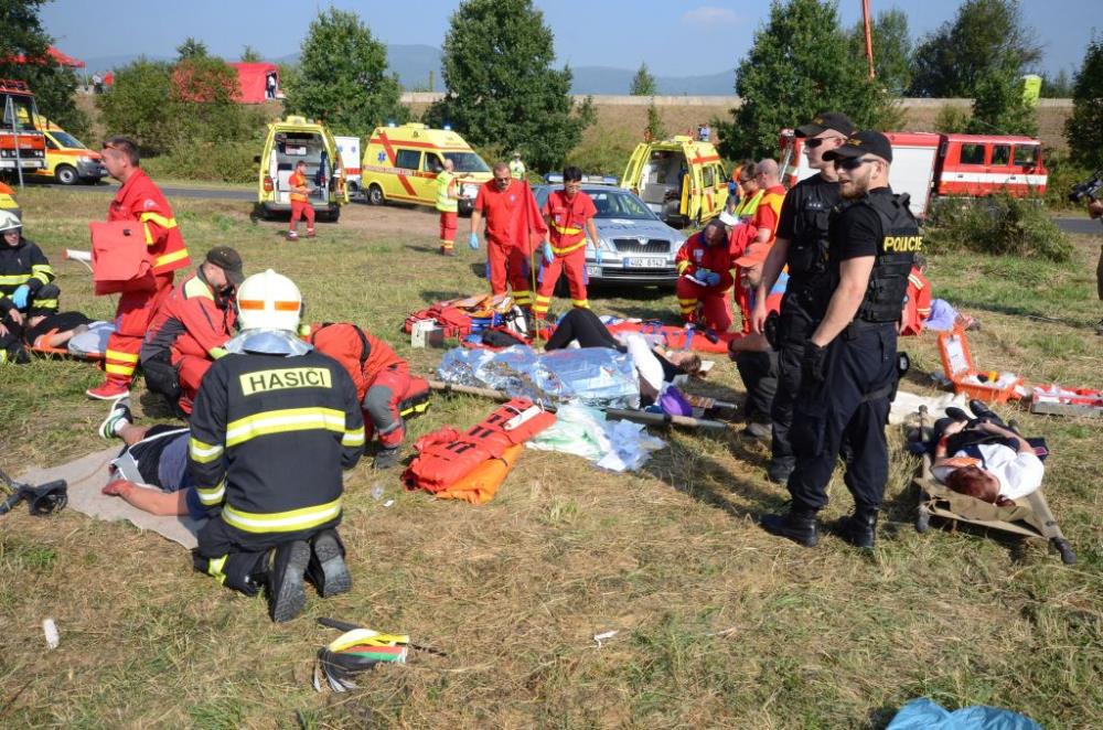 Cvičení pád letadla Pech (17).jpg