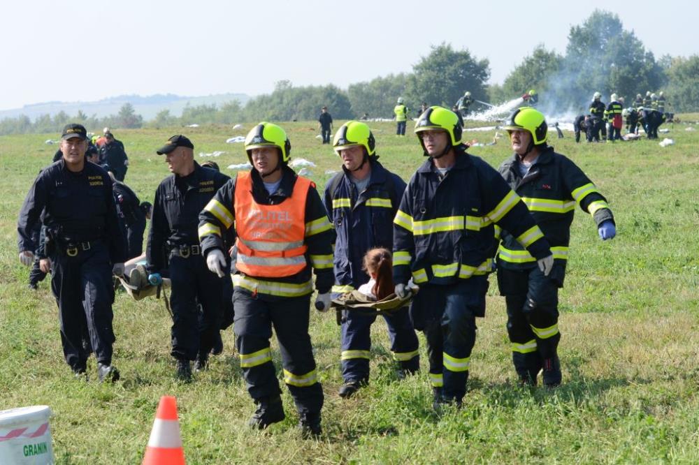 Cvičení pád letadla Pech (20).jpg