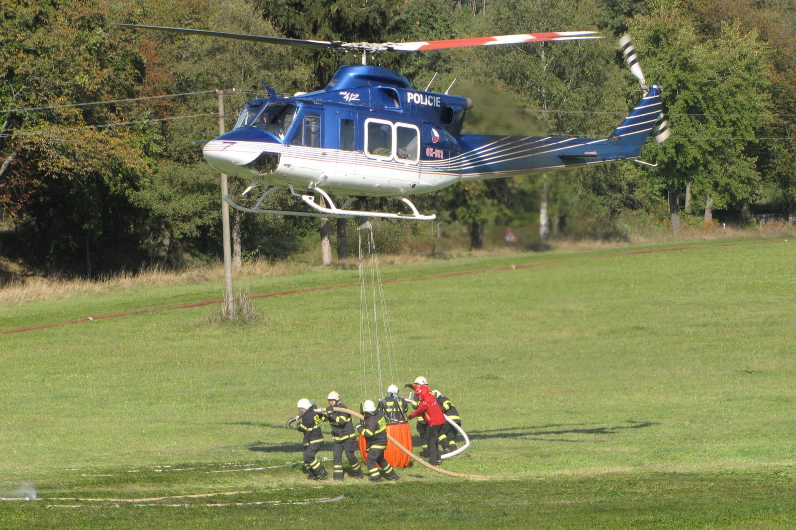 Cvičení - požár lesa, Chvalšiny - 4. 10. 2018 (19).jpg