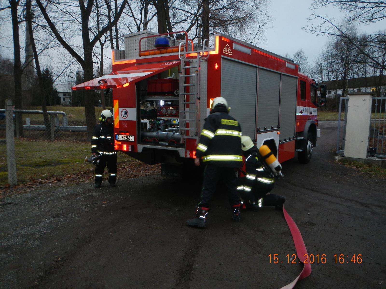 Cvičení truhlárna, Trhové Sviny - 15. 12. 2016 (2).JPG
