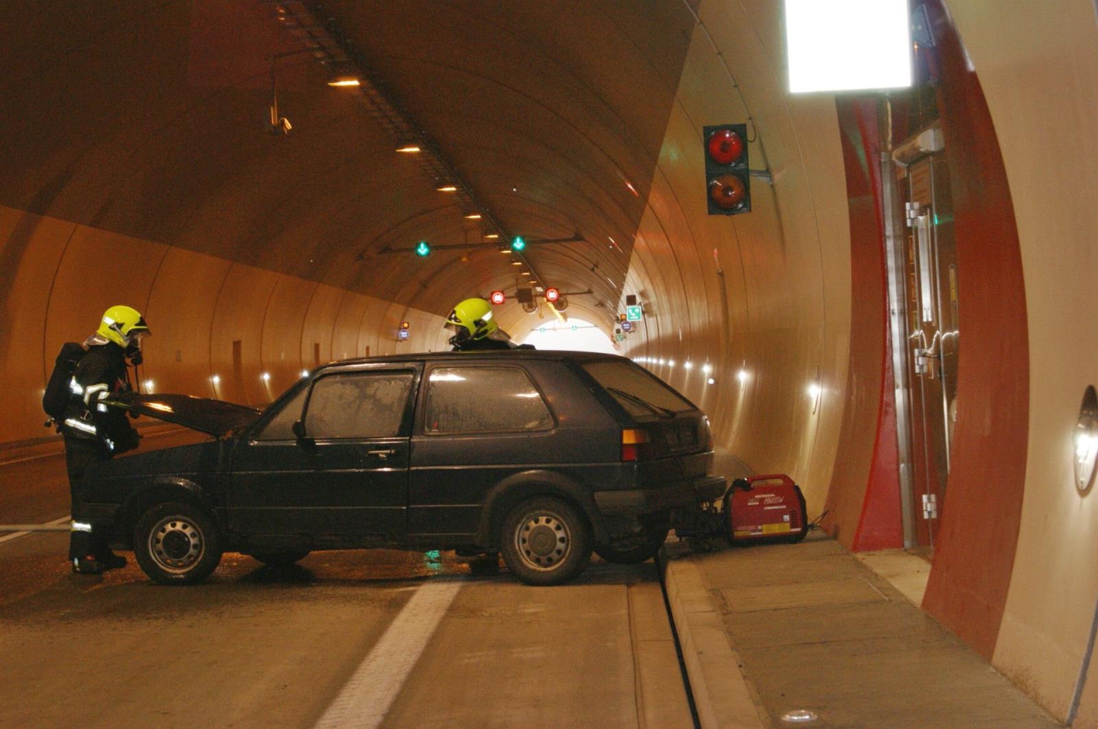 Cvičení tunel Radejčín (1).jpg