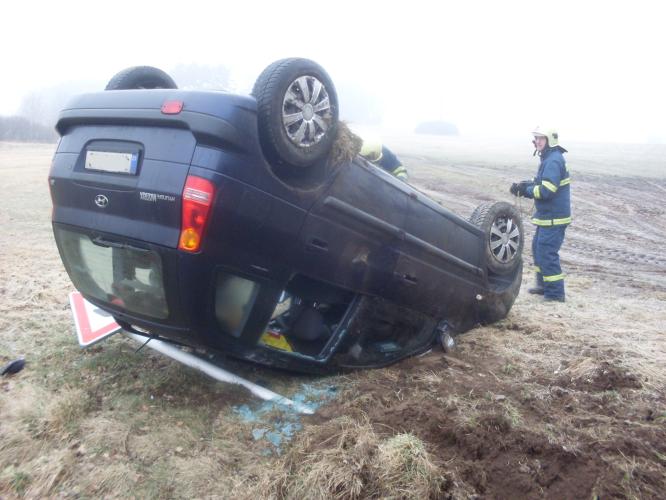 Nehoda u obce Drřeveš