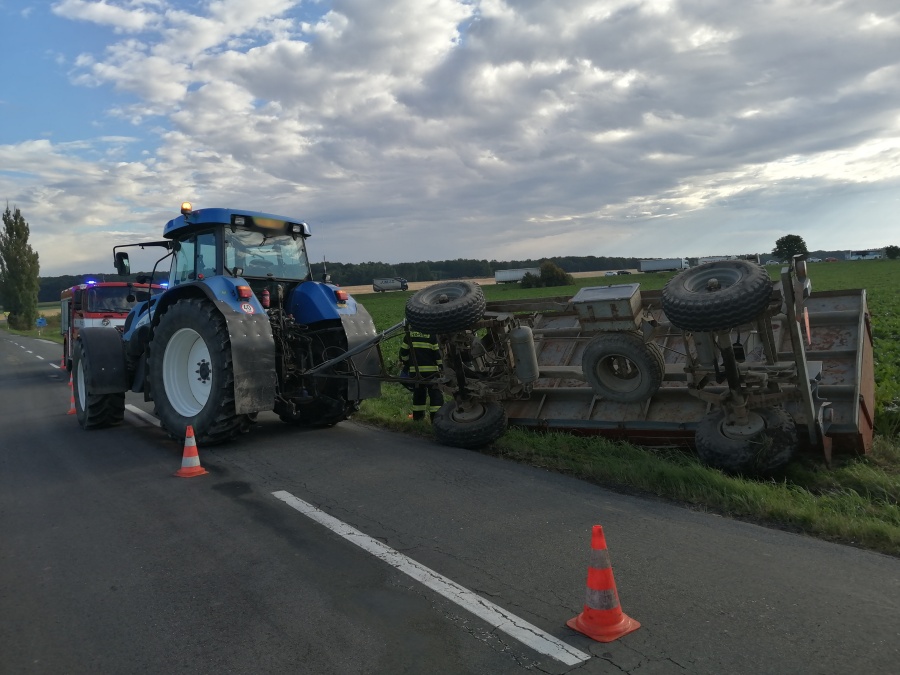 DN Milovice u Hořic (3).jpg