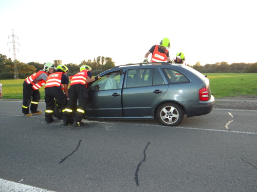 DN2auta2hasiciStaraBela (7).JPG