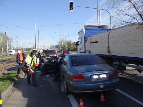 DN2auta2zraneniHrabuvka (OV) (1).JPG
