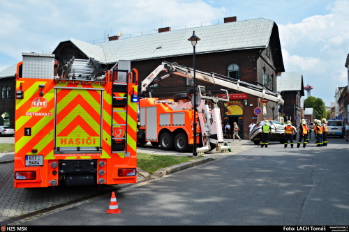 DN2autaBizonVitkovice_Lach (6).JPG