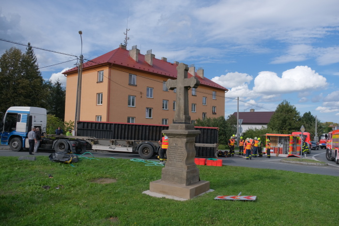 DN_MANvyprostenikontejnerTrojanovice (11).JPG