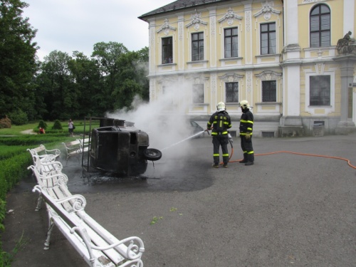 DNpozartrikolkaKravare (OP) (1).jpg