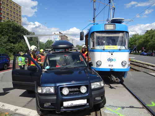 DNtramOpelOVHrabuvka (1).JPG