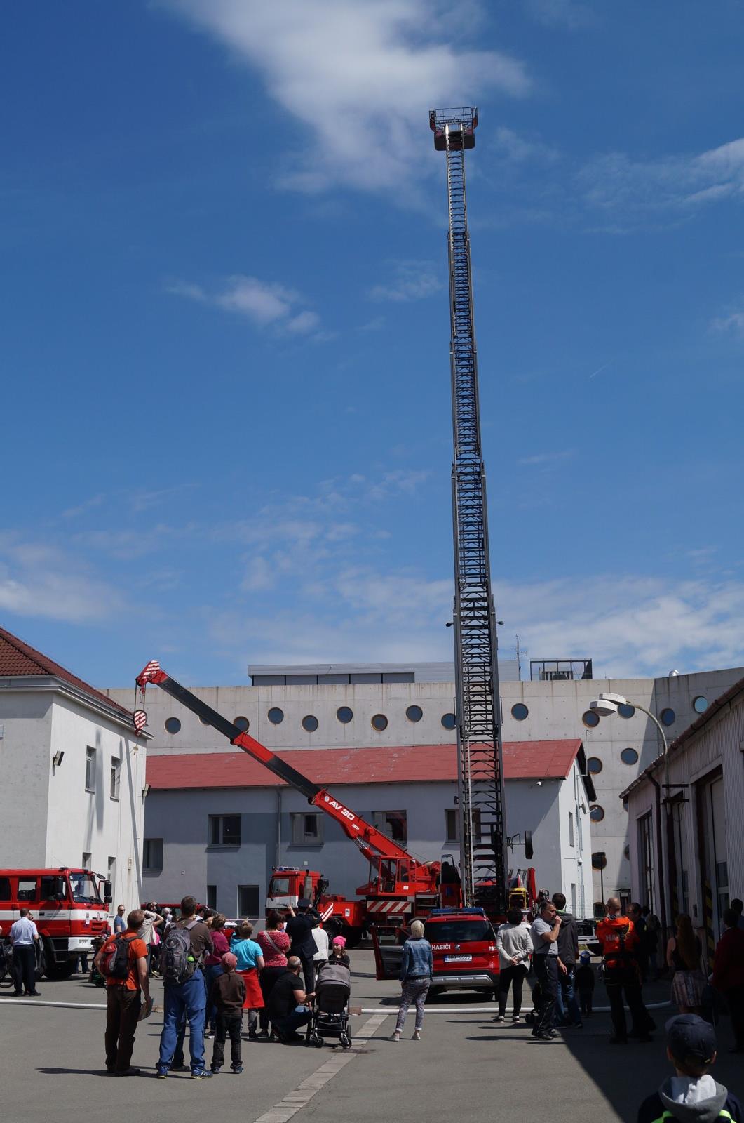 Den ot.dveří HZS HK-5.jpg