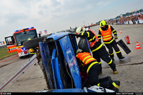 DnyNATO2015_hasicivyprostovani_Lach (3).JPG