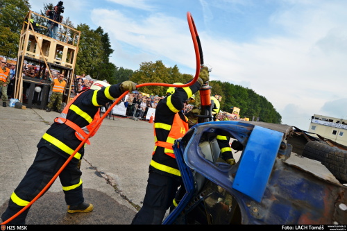 DnyNATO2015_hasicivyprostovani_Lach (7).JPG