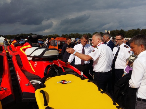 DnyNATO2018_hasici (3)_Babis.jpg