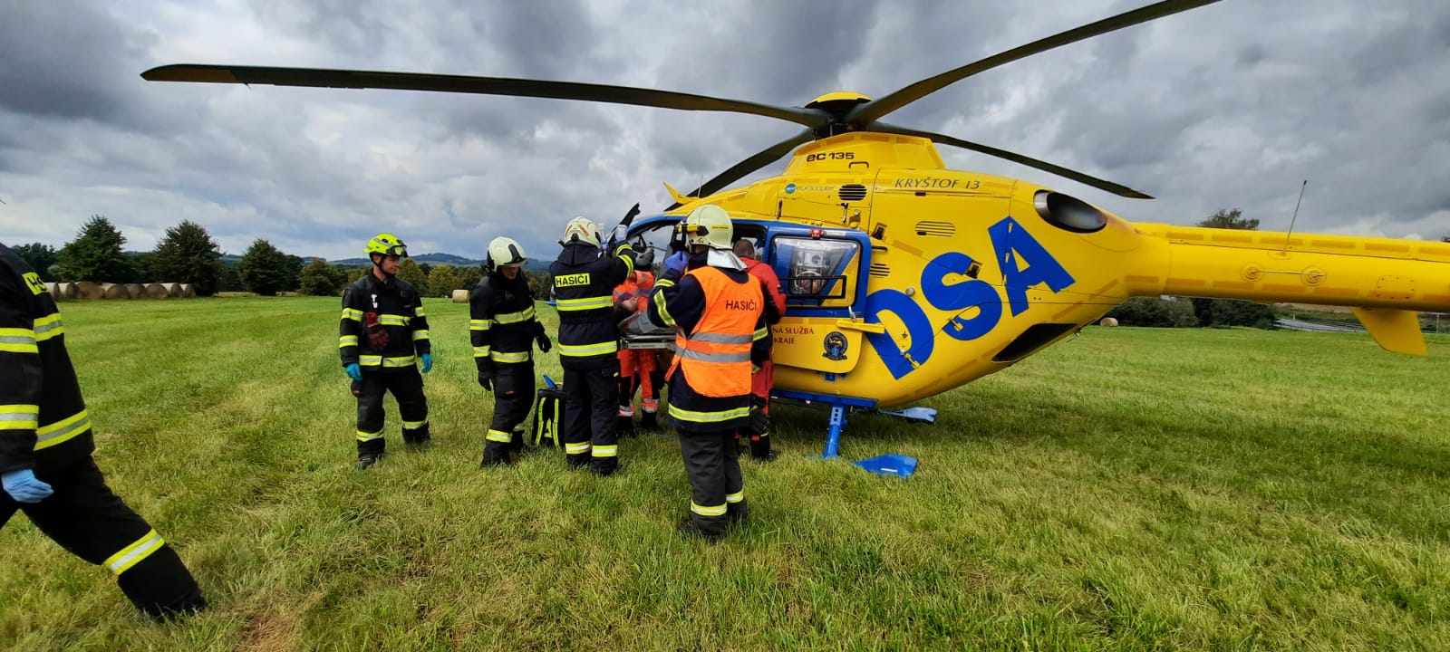 Dopravn nehoda 2 OA, Červené Záhoří - 17. 9. 2021 (3).jpg