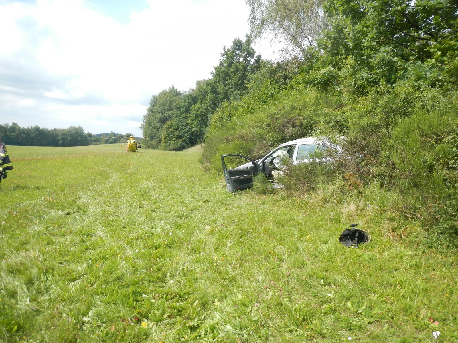 Dopravní nehoda 1 OA, Chyšky - 11. 9. 2021 (3).JPG
