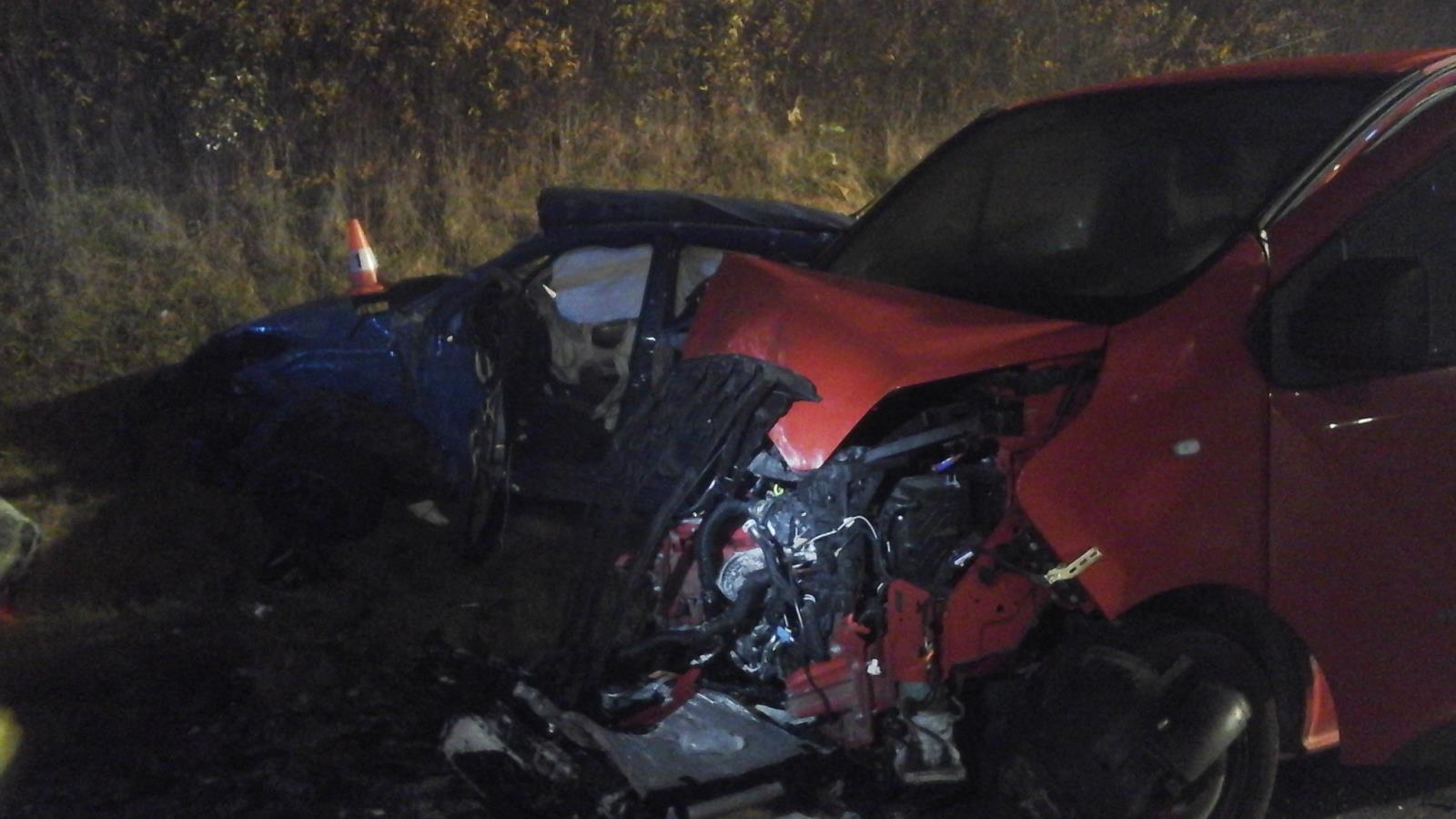 Dopravní nehoda 2 NA a OA, Hořice na Šumavě - 6. 11. 2018 (1).jpg