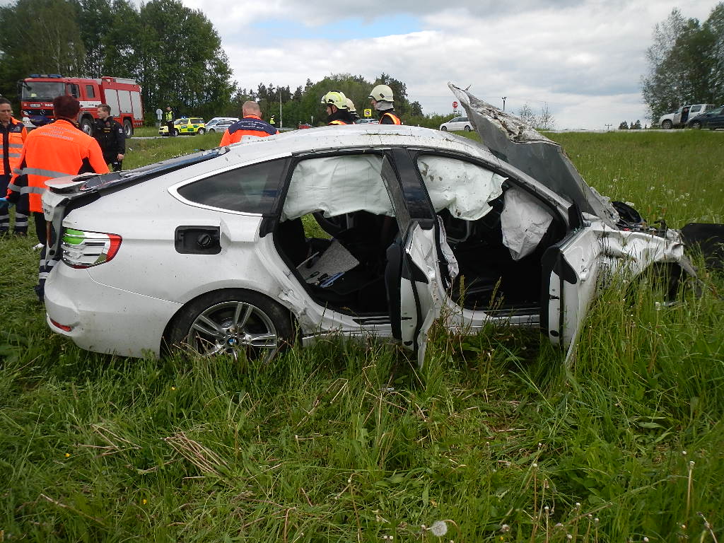 Dopravní nehoda 2 OA, Bujanov - 25. 5. 2017 (1).JPG