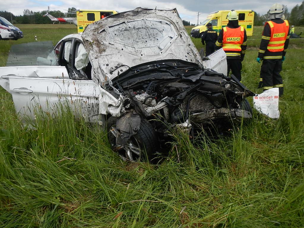Dopravní nehoda 2 OA, Bujanov - 25. 5. 2017 (8).JPG