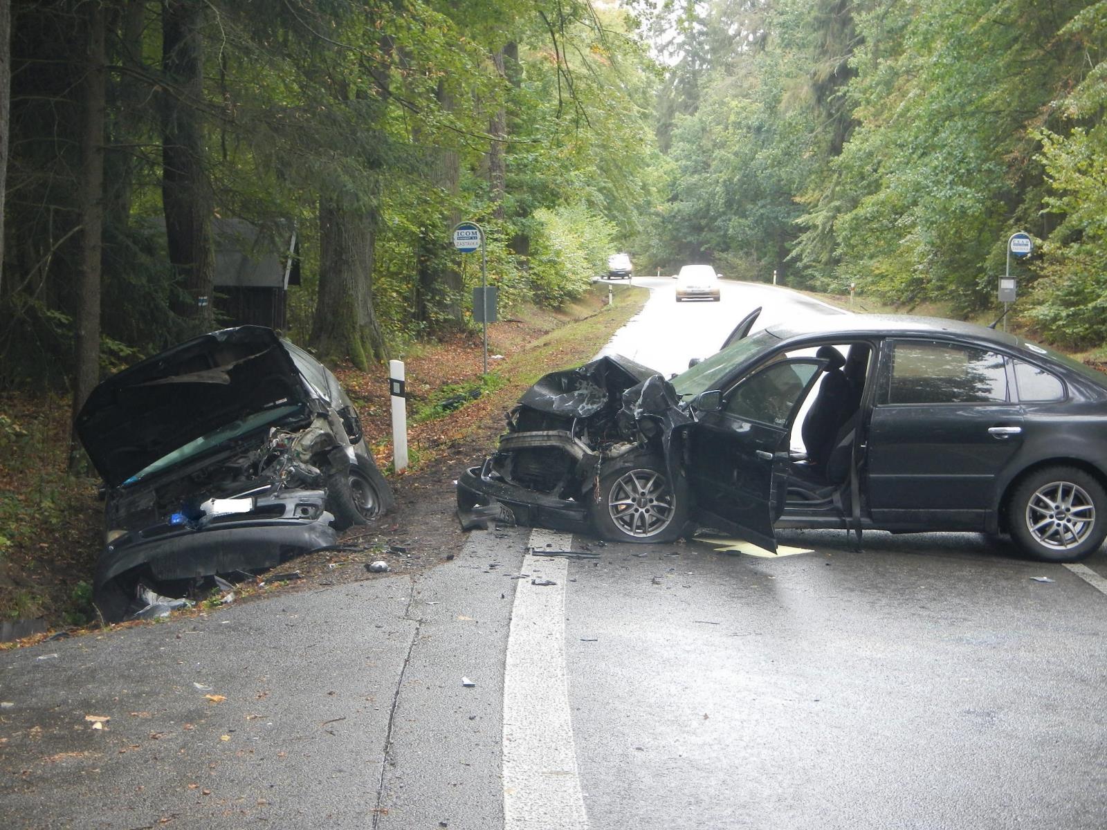 Dopravní nehoda 2 OA, Horní Pěna - 23. 9. 2018 (1).JPG