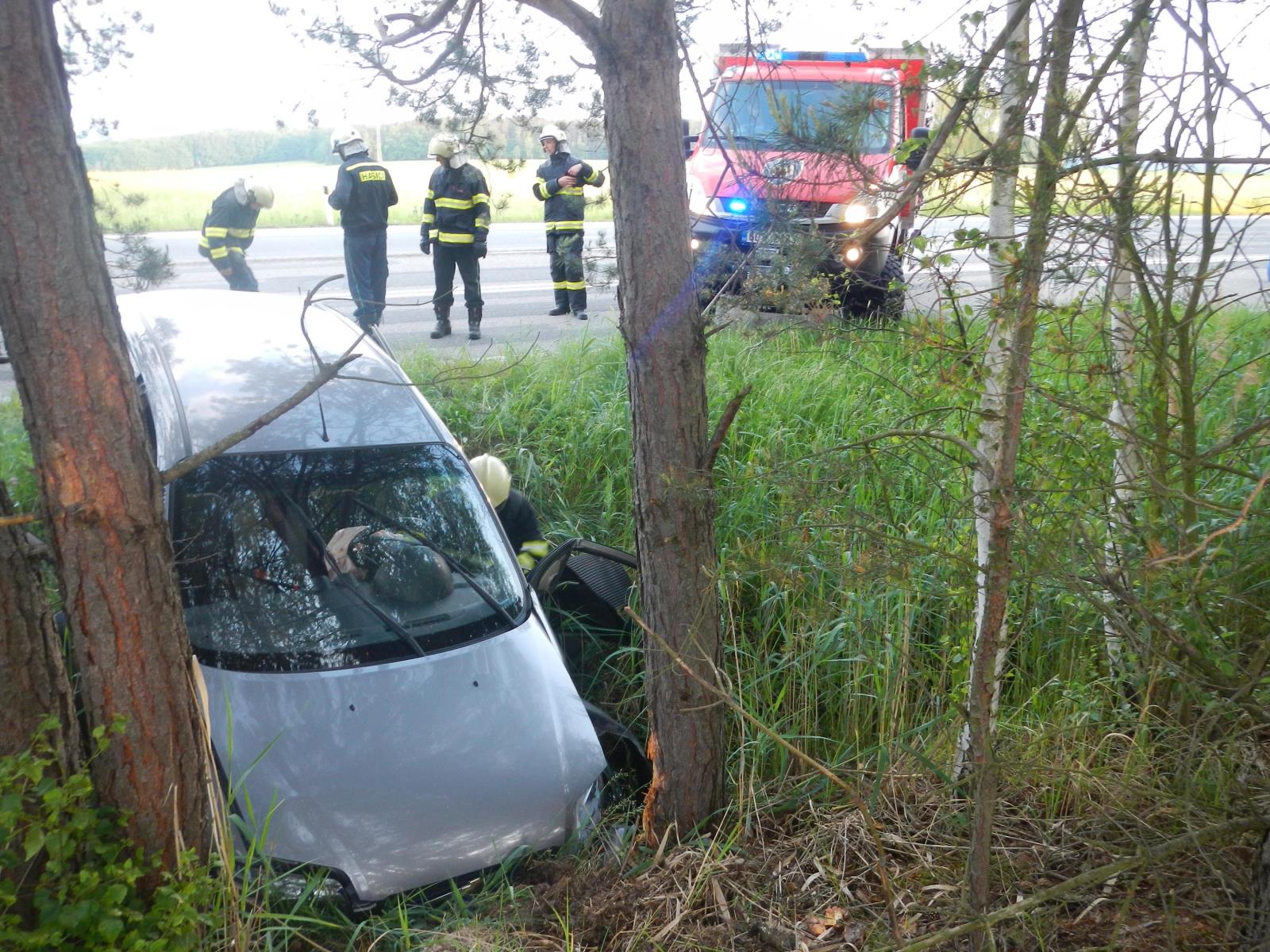 Dopravní nehoda 2 OA, Kamenný Újezd - 31. 5. 2017 (2).JPG