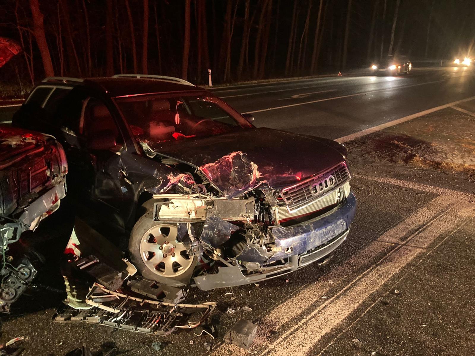 Dopravní nehoda 2 OA, Ŕípec - 27. 11. 2021 (2).jpg