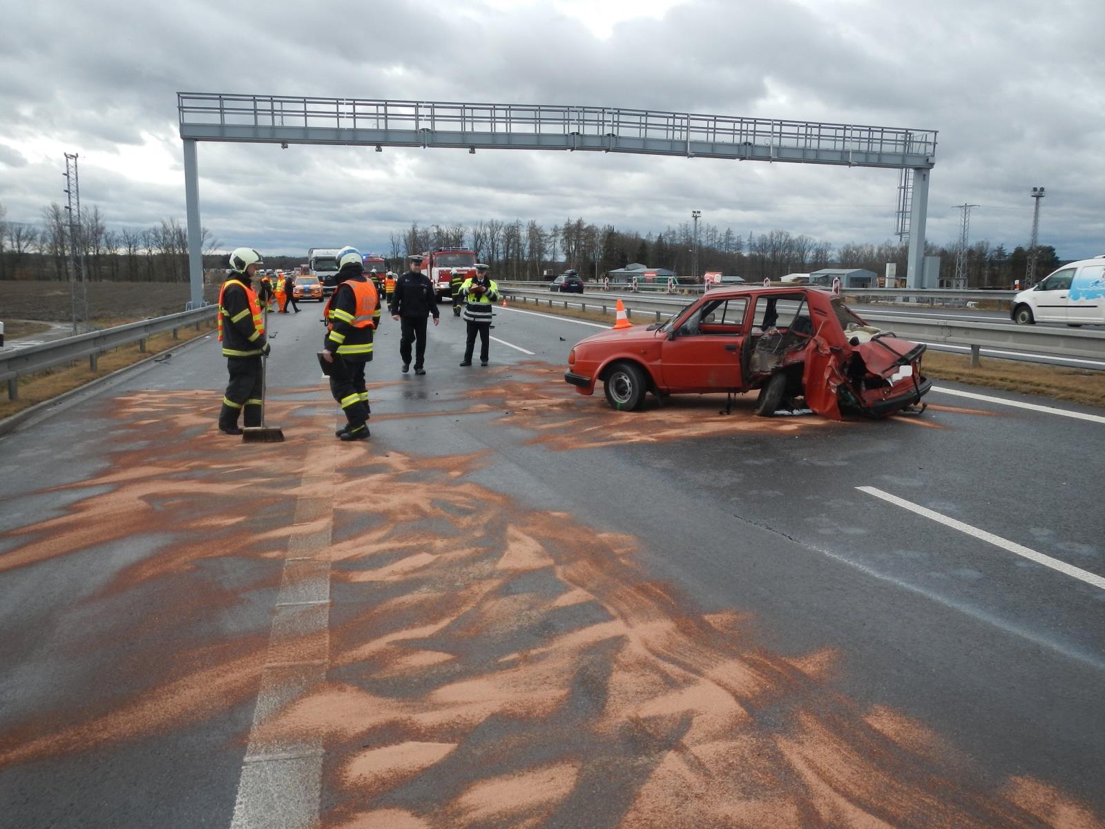Dopravní nehoda 2 OA, Soběslav - 22. 2. 2017 (1).JPG
