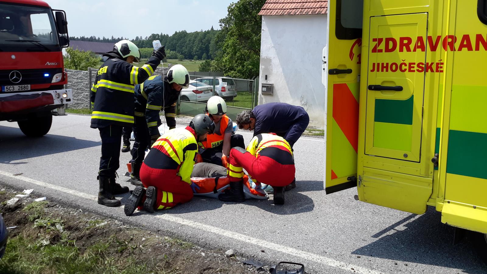 Dopravní nehoda 2 OA, Třebíčko - 29. 5. 2018  (6).jpg