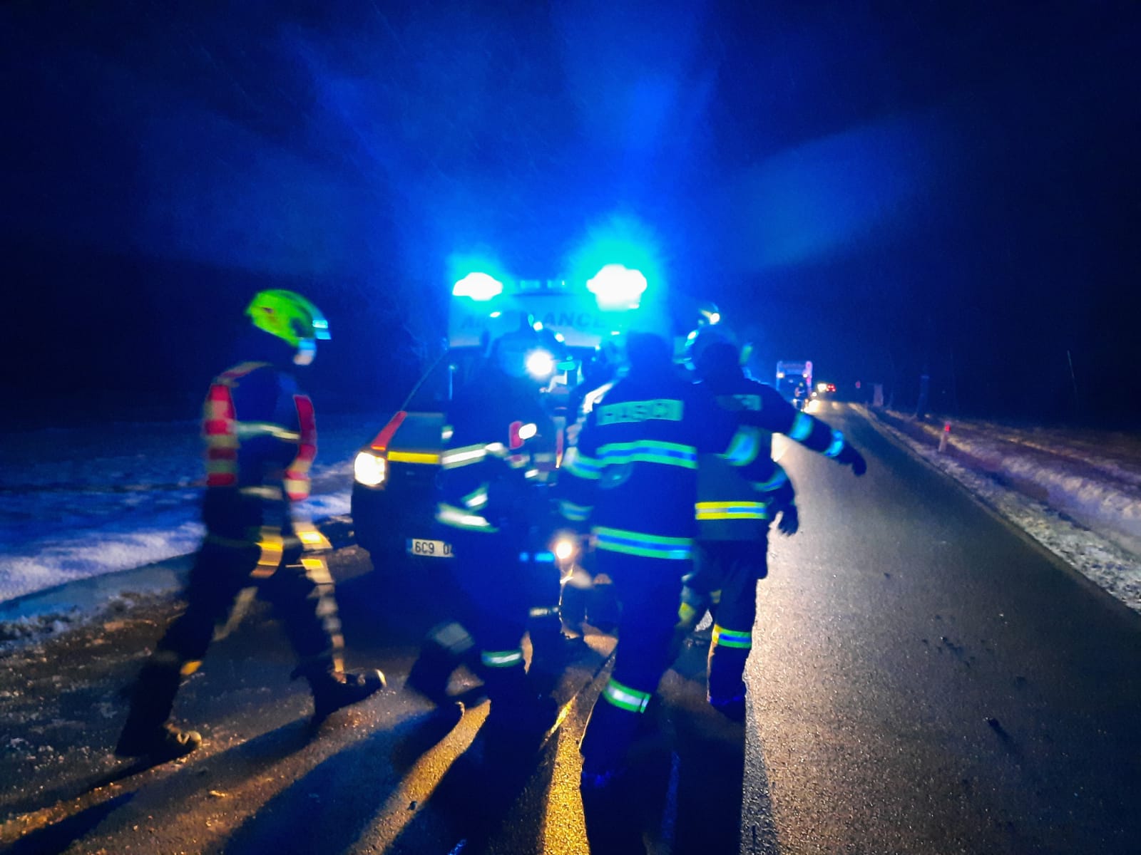 Dopravní nehoda 2 OA, Všechlapy - 18. 1. 2021 (5).jpg