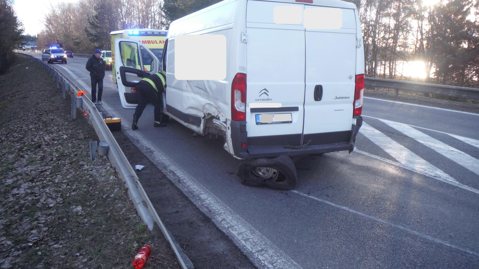 Dopravní nehoda 2 dodávek, Nová Včelnice - 8. 3. 2019 (2).JPG