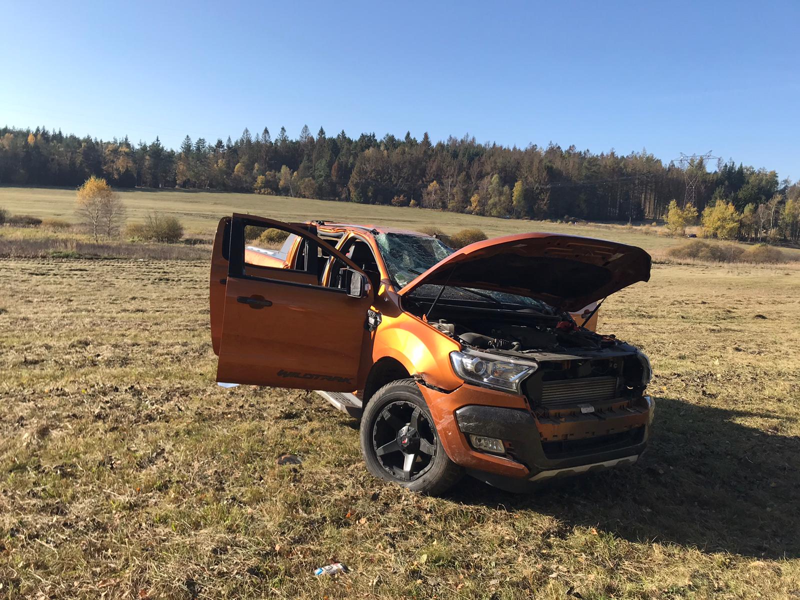 Dopravní nehoda 3 OA, Mosty - 26. 10. 2019 (3).jpg