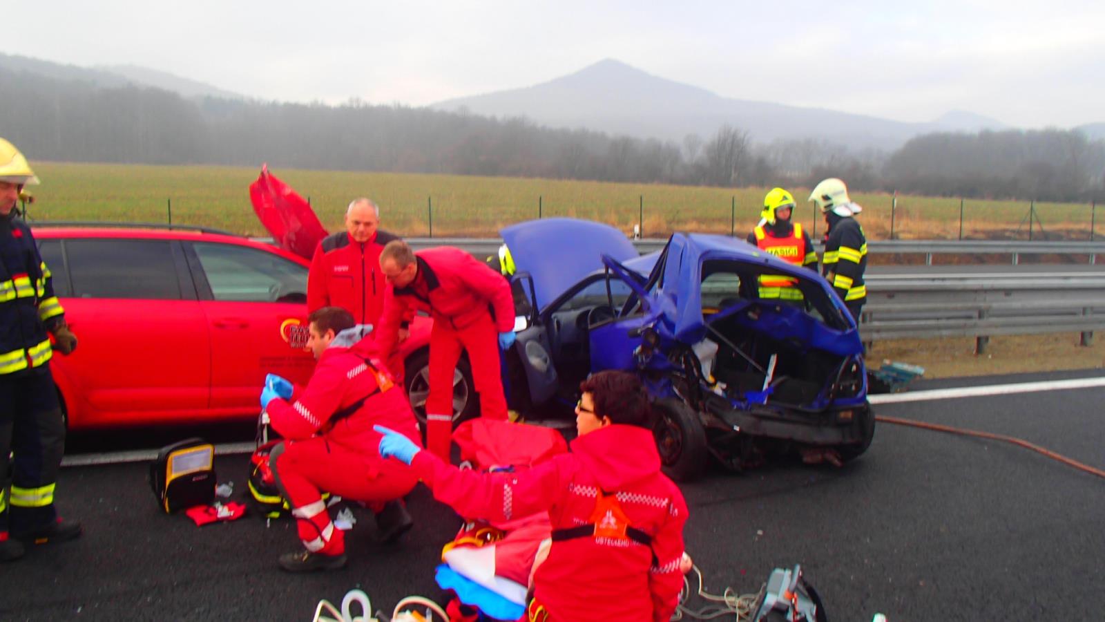 Dopravní nehoda D8 Radejčín (2).JPG