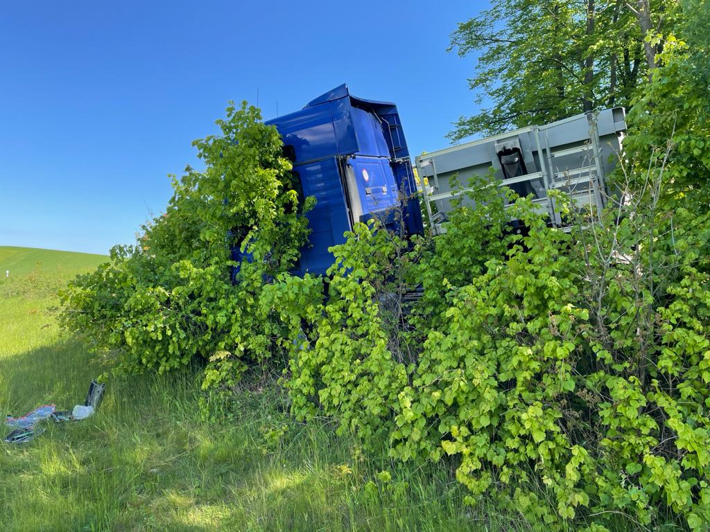 Dopravní nehoda Království (6).jpg