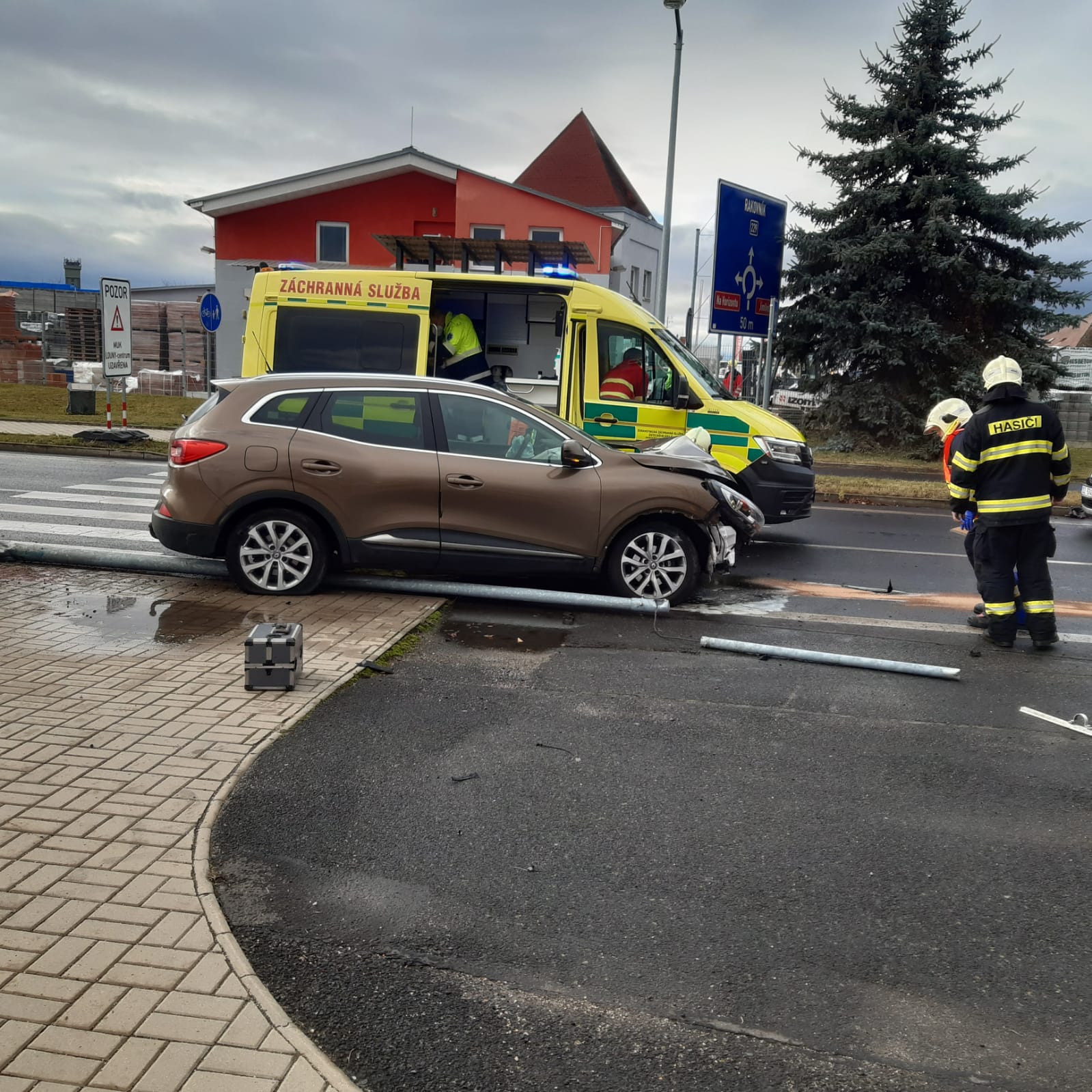 Dopravní nehoda Louny (2).jpg