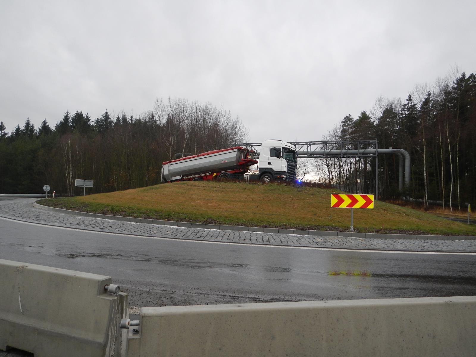 Dopravní nehoda NA, Týn nad Vltavou - 16. 1. 2018 (3).JPG